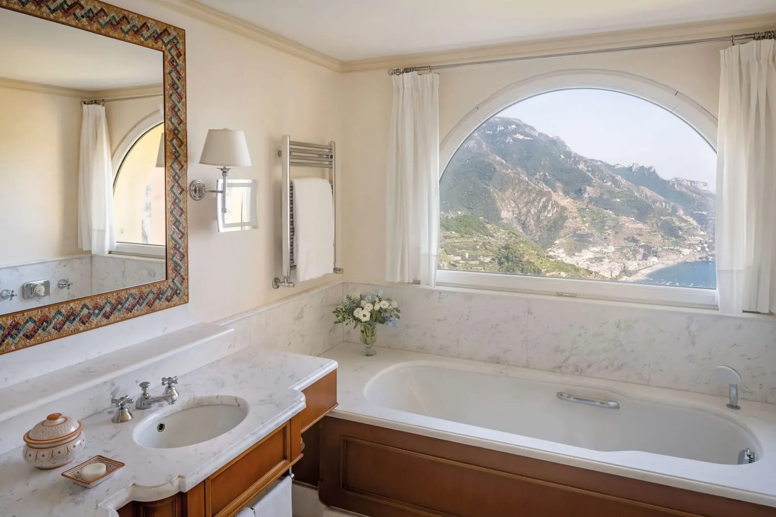Caruso, A Belmond Hotel: A junior suite bathroom with a coast view