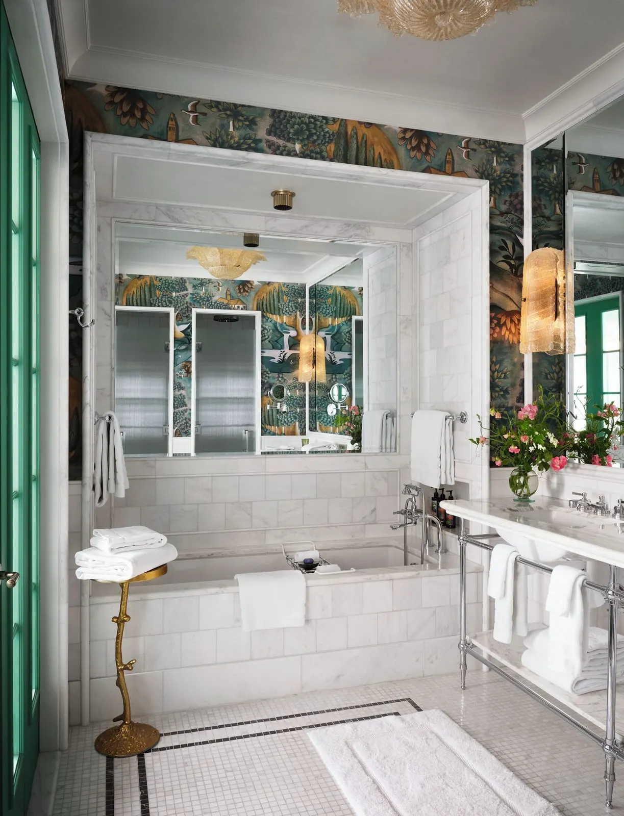 The Fifth Avenue Hotel: A suite bathroom