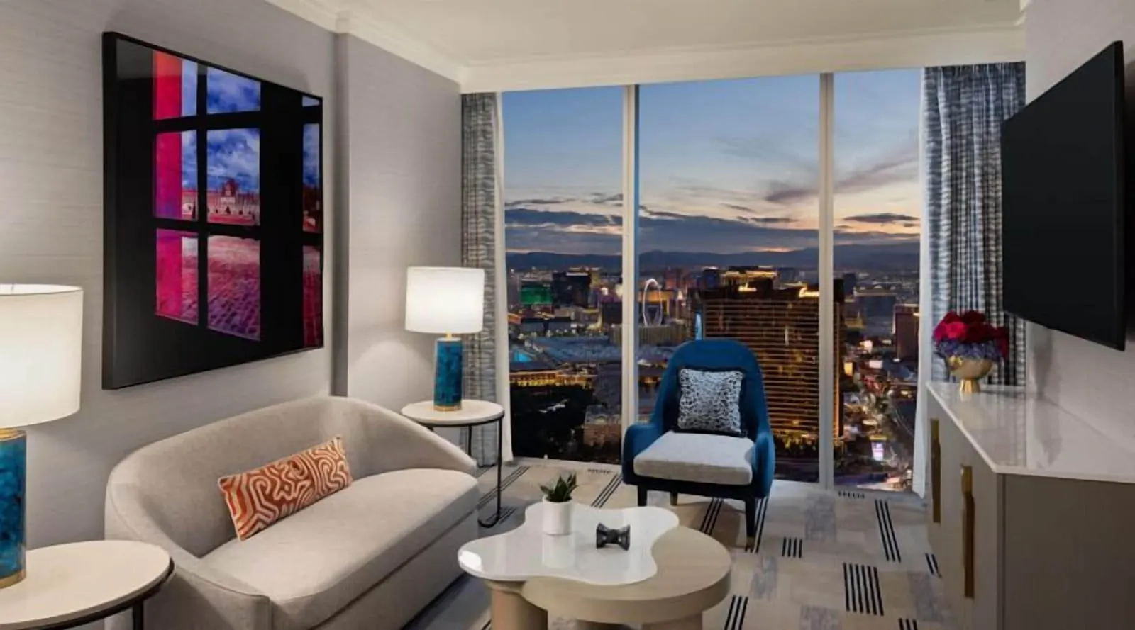 Fontainebleau Las Vegas: Encore at dusk from a Royal Suite