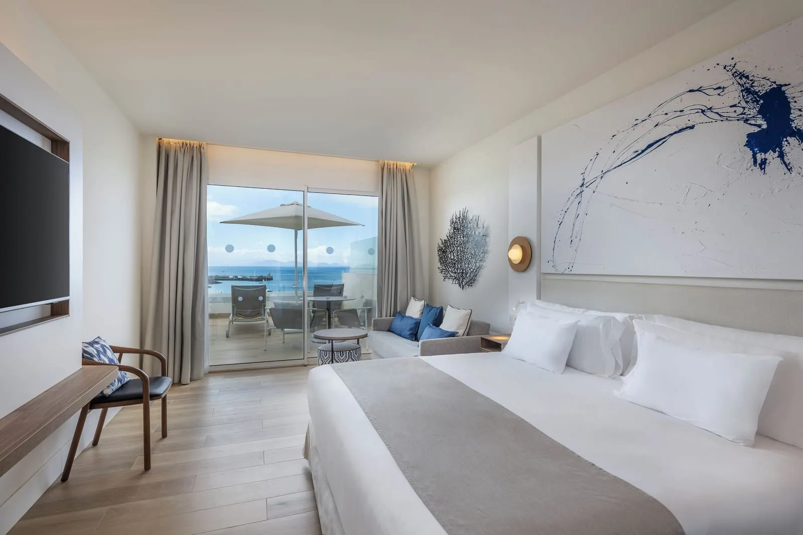 Barceló Playa Blanca: A Superior Sea Front room with its terrace
