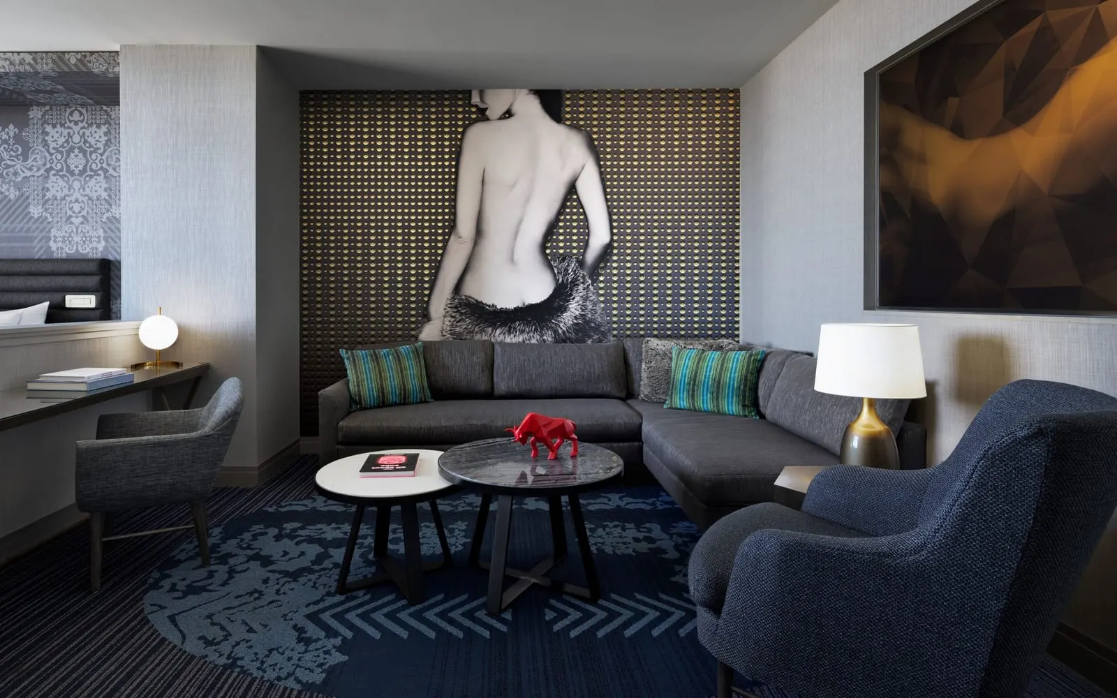The Cosmopolitan of Las Vegas: A Terrace Studio's sitting area