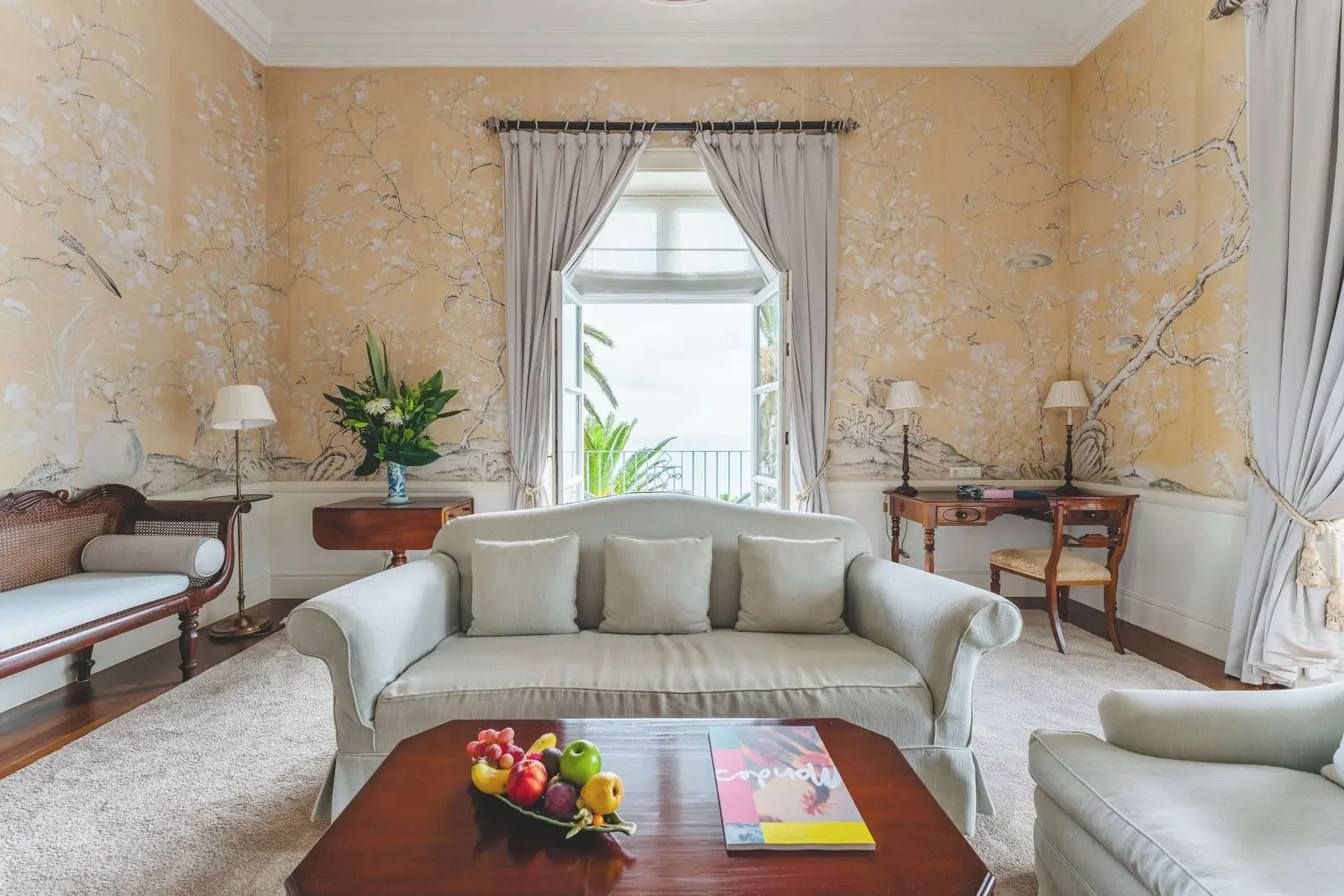 Reid's Palace, A Belmond Hotel: A suite sitting room with painted wallpaper