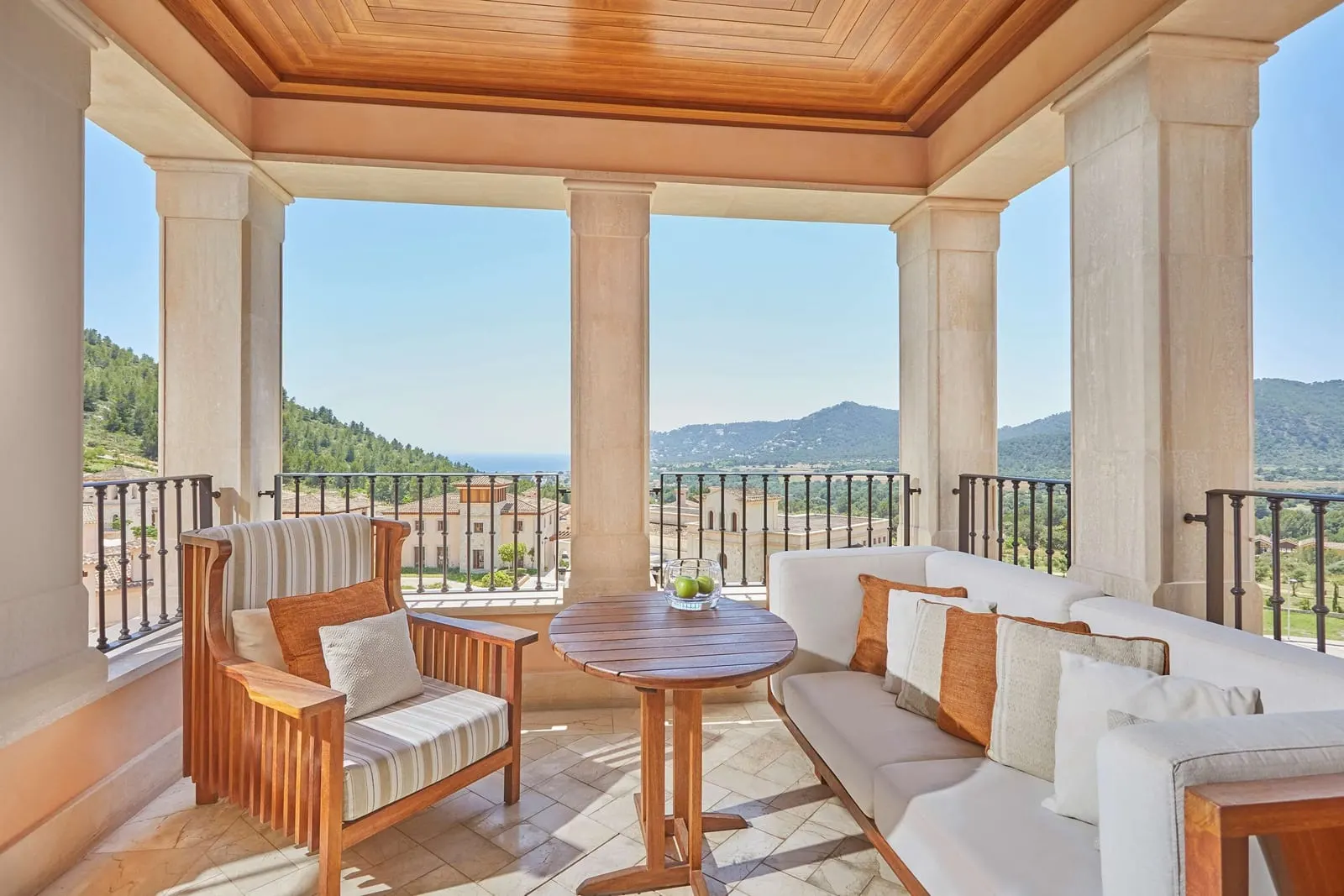 Cap Vermell Grand Hotel: A Junior Suite Valley View terrace over the valley