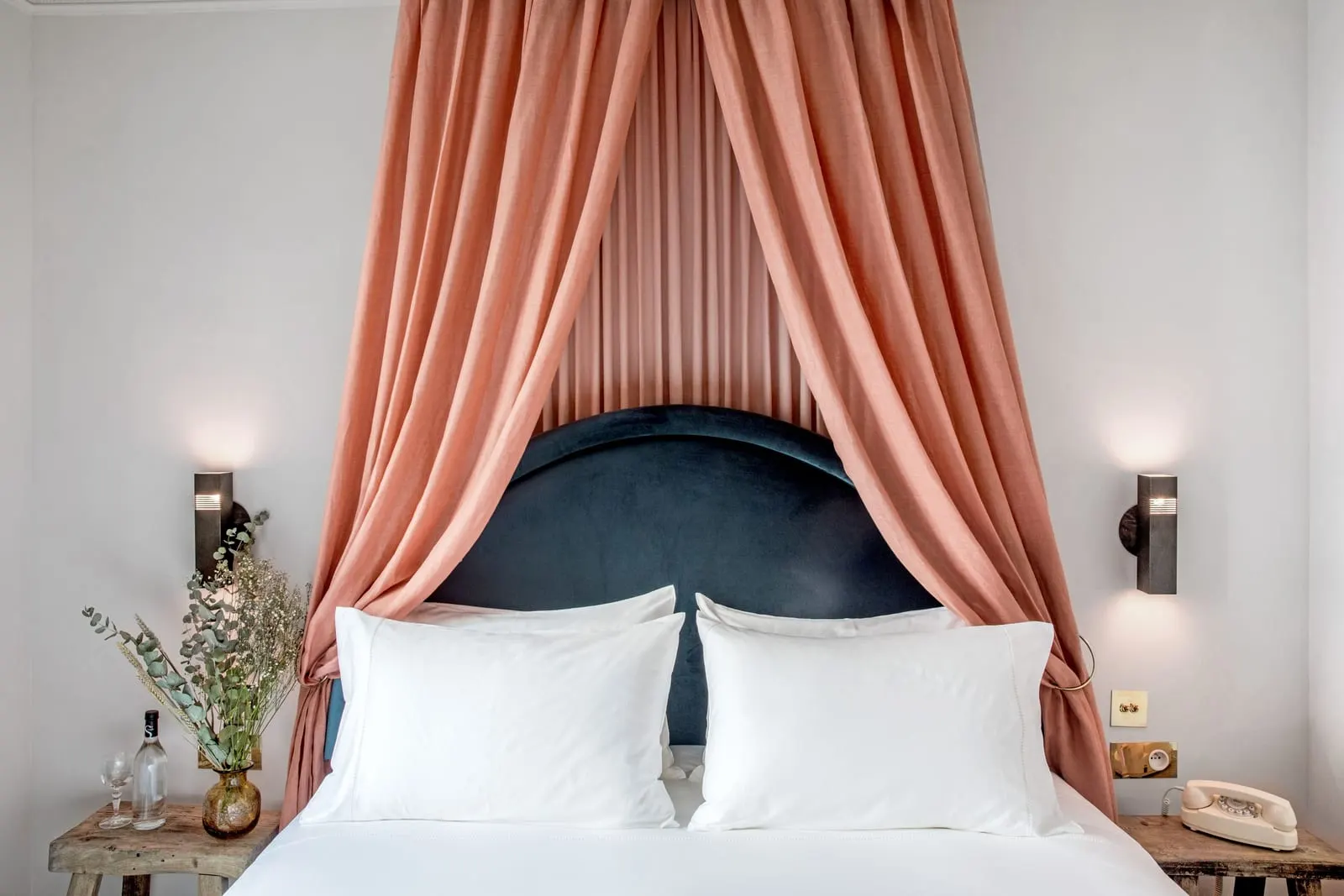 Grands Boulevards Experimental: A Petit Boulevard room under a peach canopy