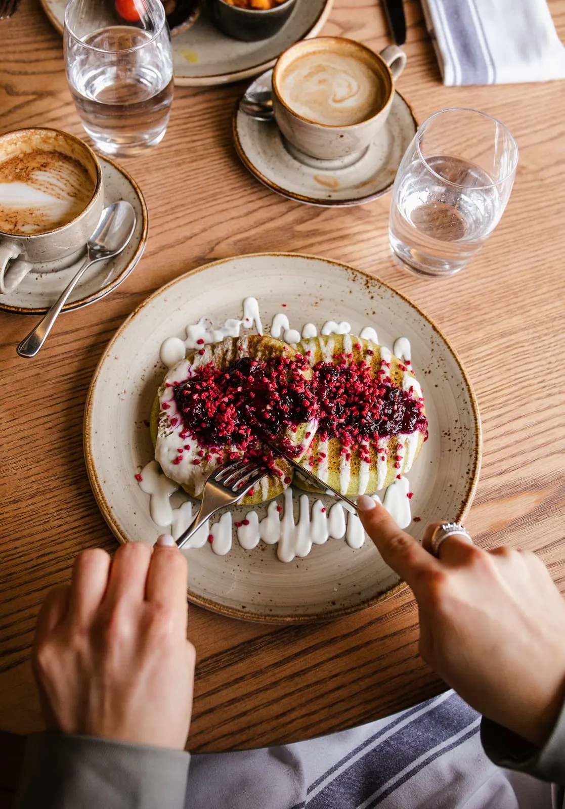 Town Hall Hotel: Finishing a dish by hand