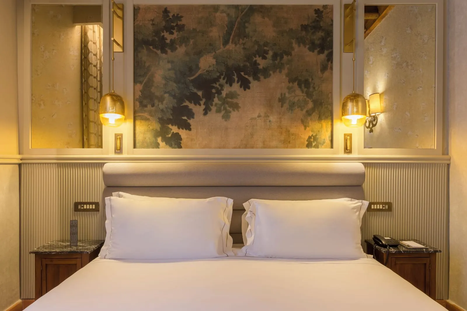 Donna Camilla Savelli: A bedroom in the former convent