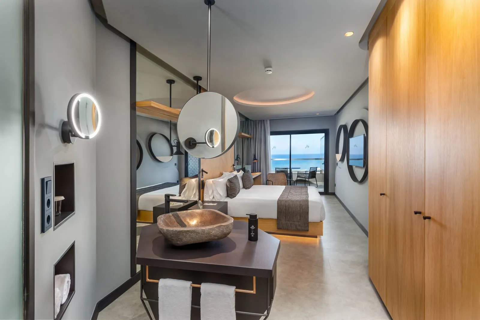 Hotel Faro, a Lopesan Collection Hotel: Wood, stone and the sea in a Double Superior View