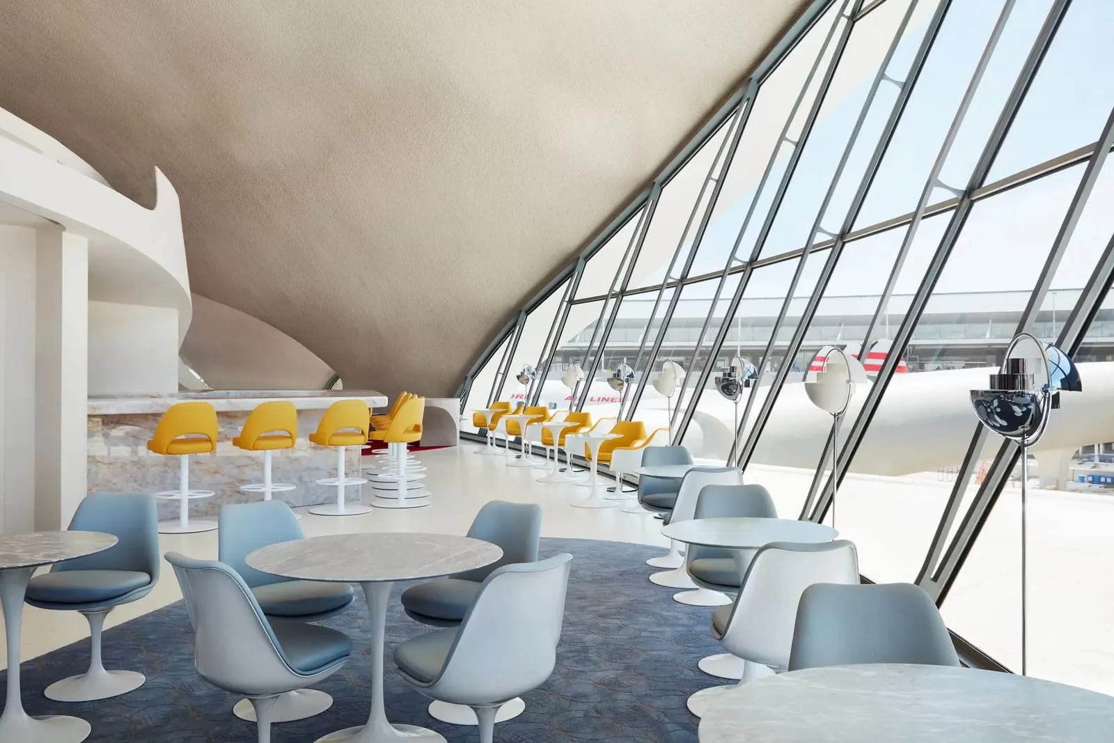 TWA Hotel: Dining under Saarinen's curved windows