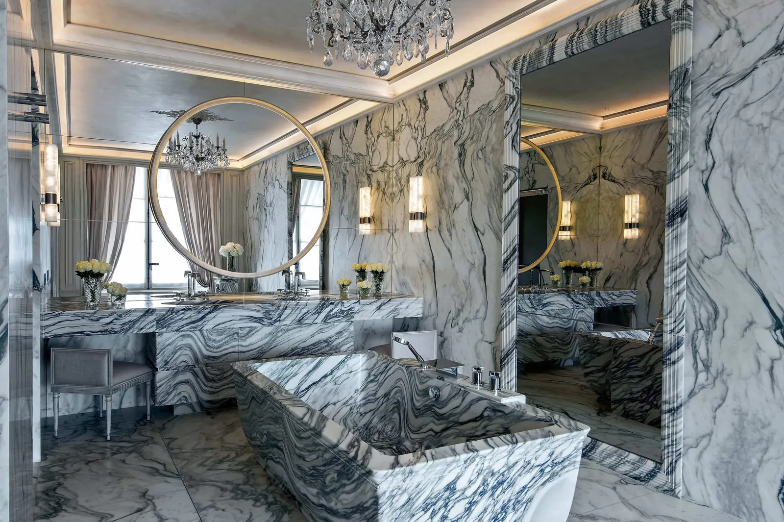 Hôtel de Crillon, A Rosewood Hotel: The marble bath in a Lagerfeld Grand Appartement