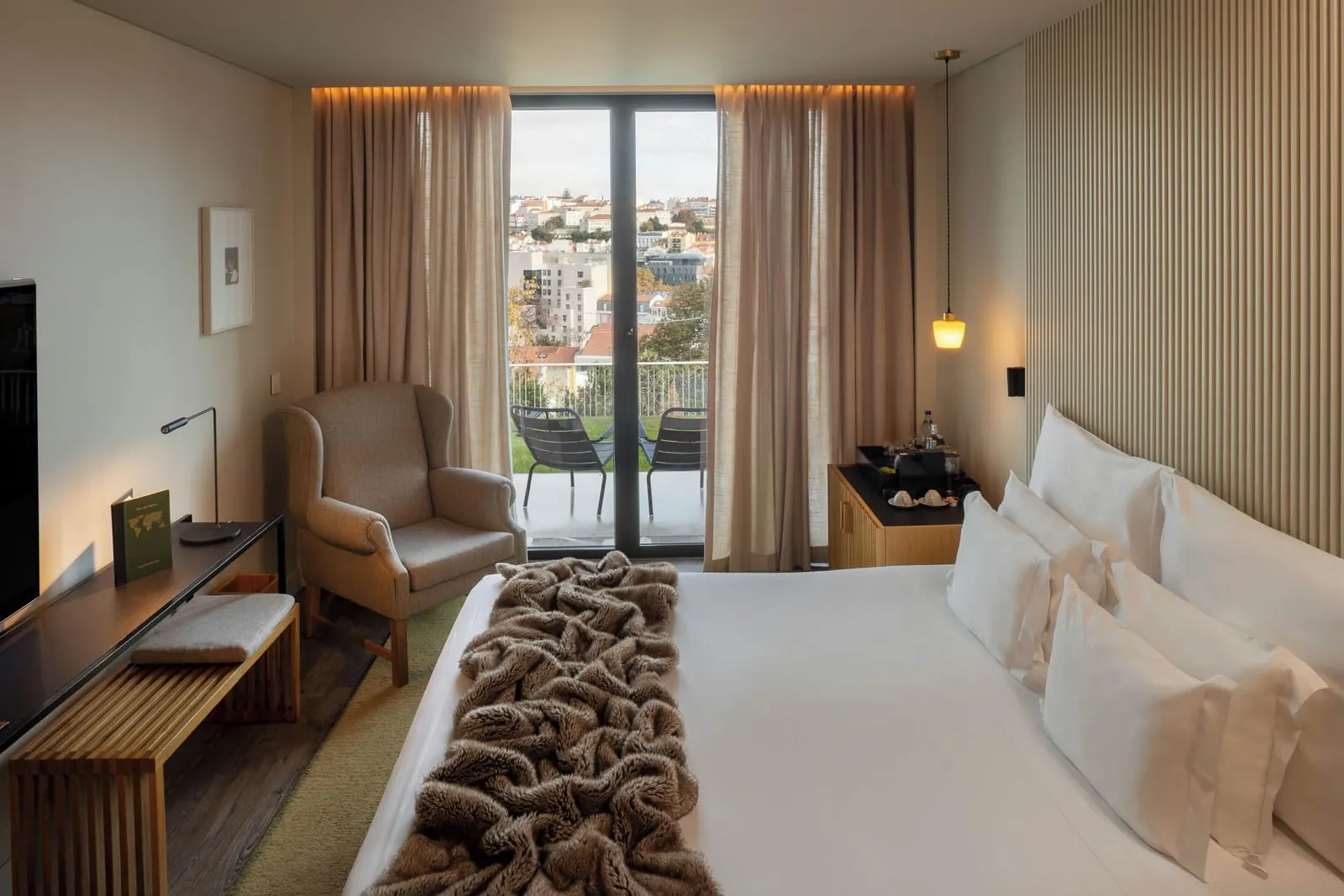 Memmo Príncipe Real: Guest room with balcony