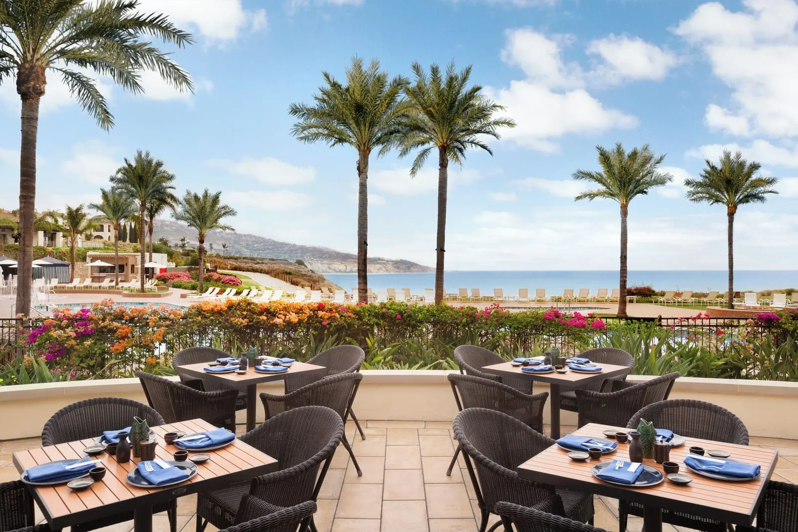 Terranea Resort: A restaurant terrace above the pools and sea