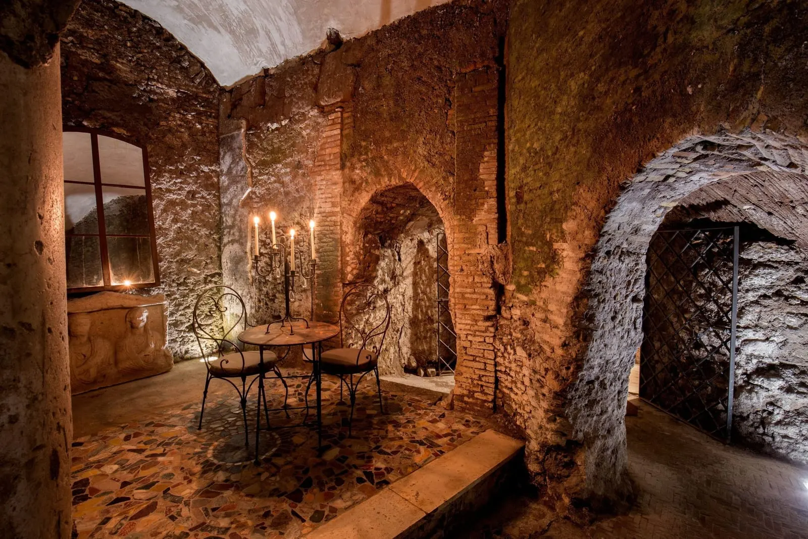 The Inn at the Roman Forum: The cryptoporticus, laid for dinner