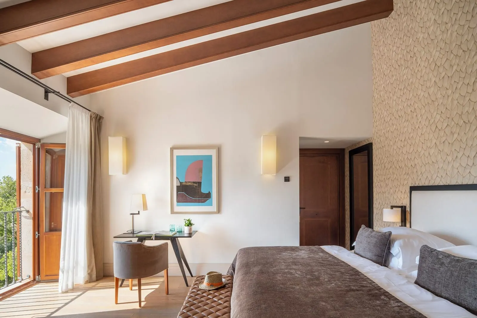 Castell Son Claret: A Deluxe Double under wooden beams