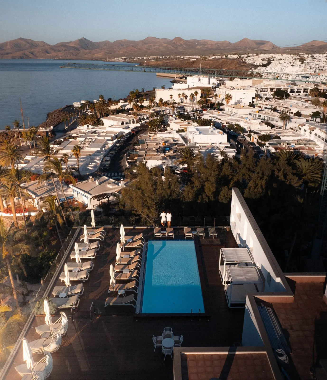Hotel Fariones: The rooftop pool kept for suite guests