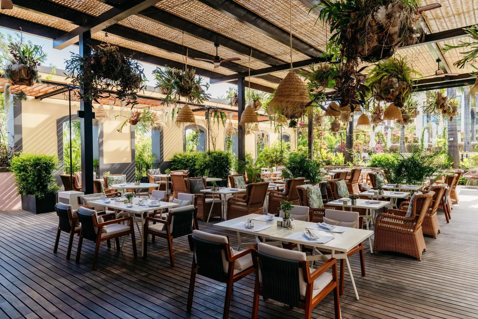 Savoy Palace: A shaded terrace restaurant in the gardens