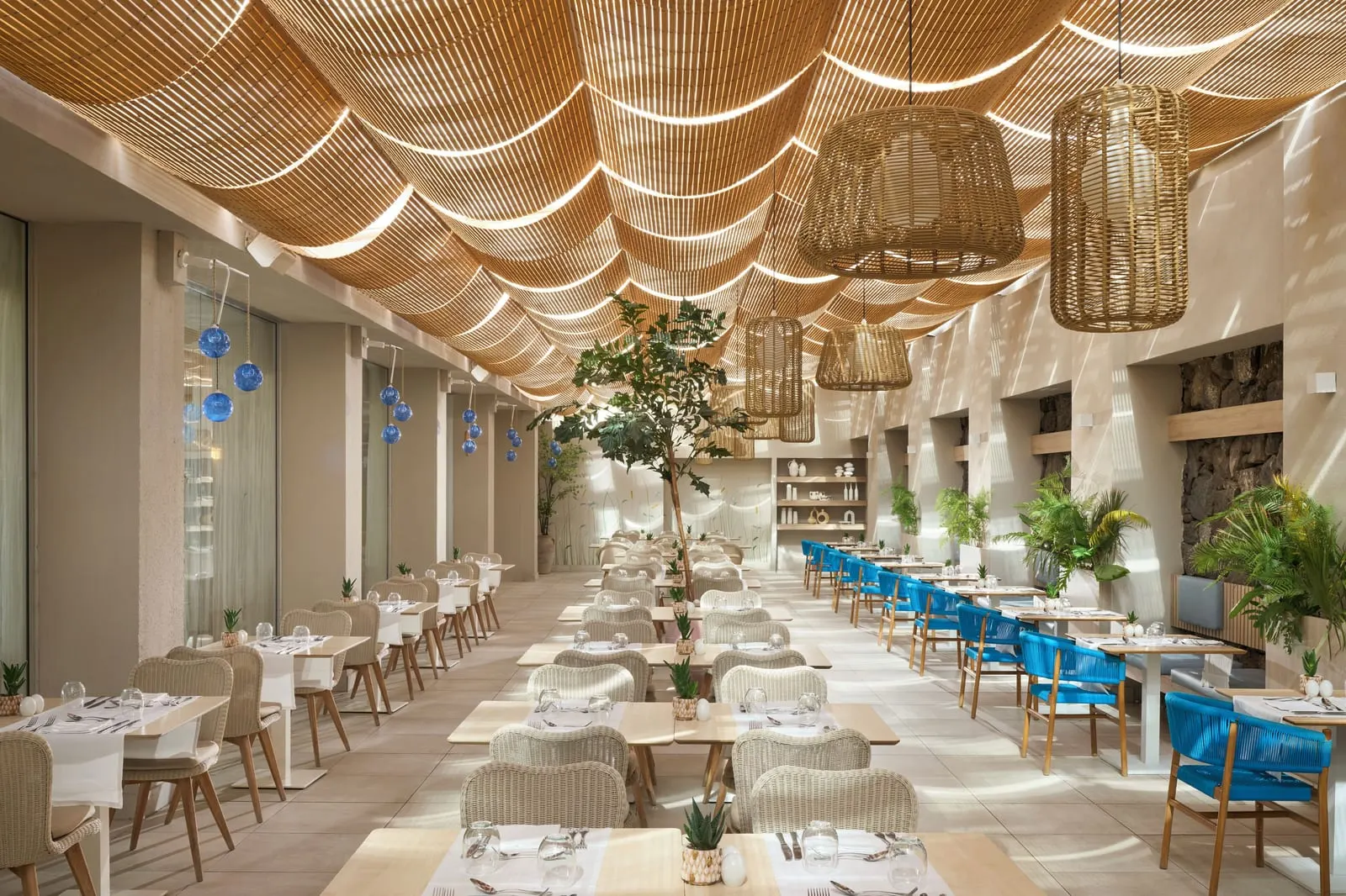Iberostar Selection Fuerteventura Palace: A dining room under a woven cane ceiling