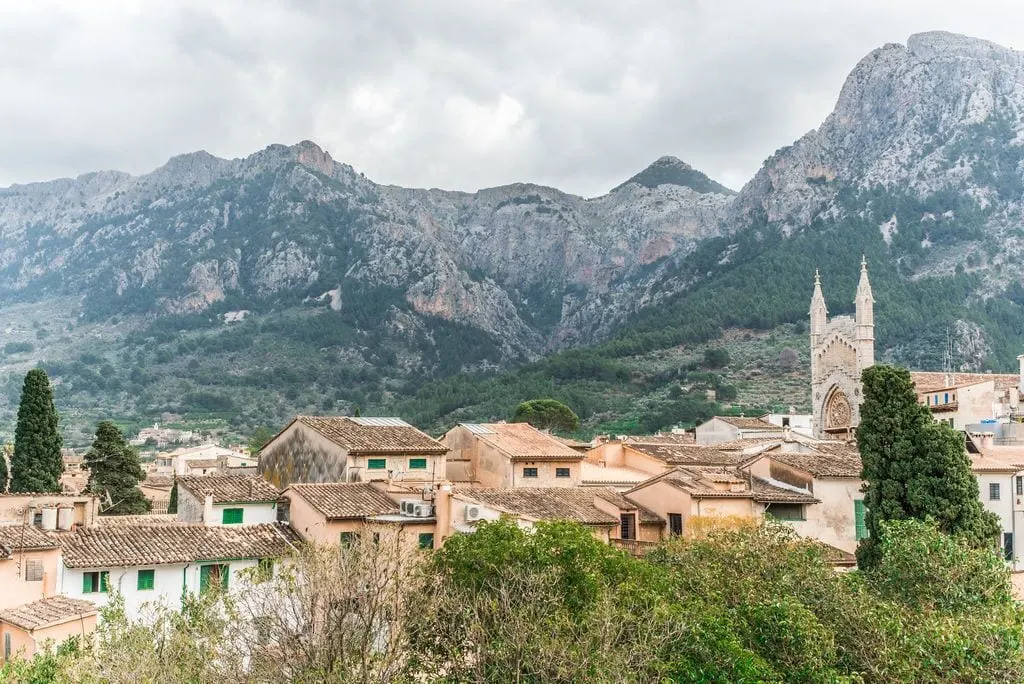 L'Avenida Hotel: Sóller's rooftops under the Tramuntana
