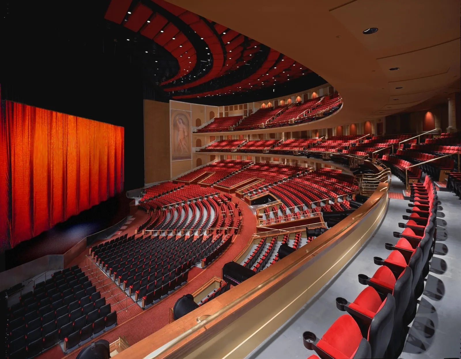 Caesars Palace: Inside the 4,300-seat Colosseum