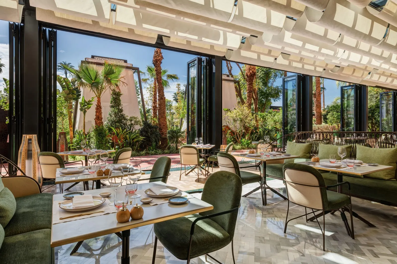 La Mamounia: A restaurant opening onto the gardens