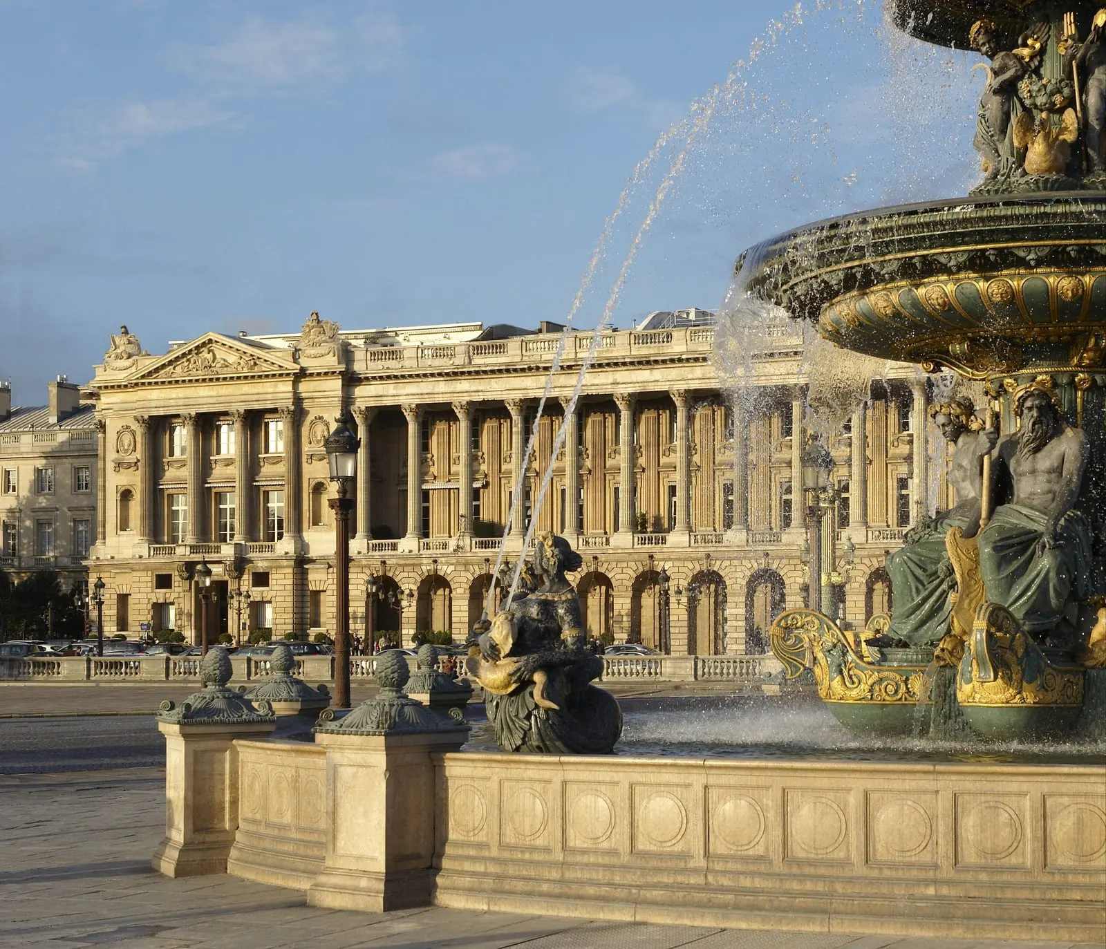 Hôtel de Crillon, A Rosewood Hotel: The hotel at the western end of Gabriel's façade