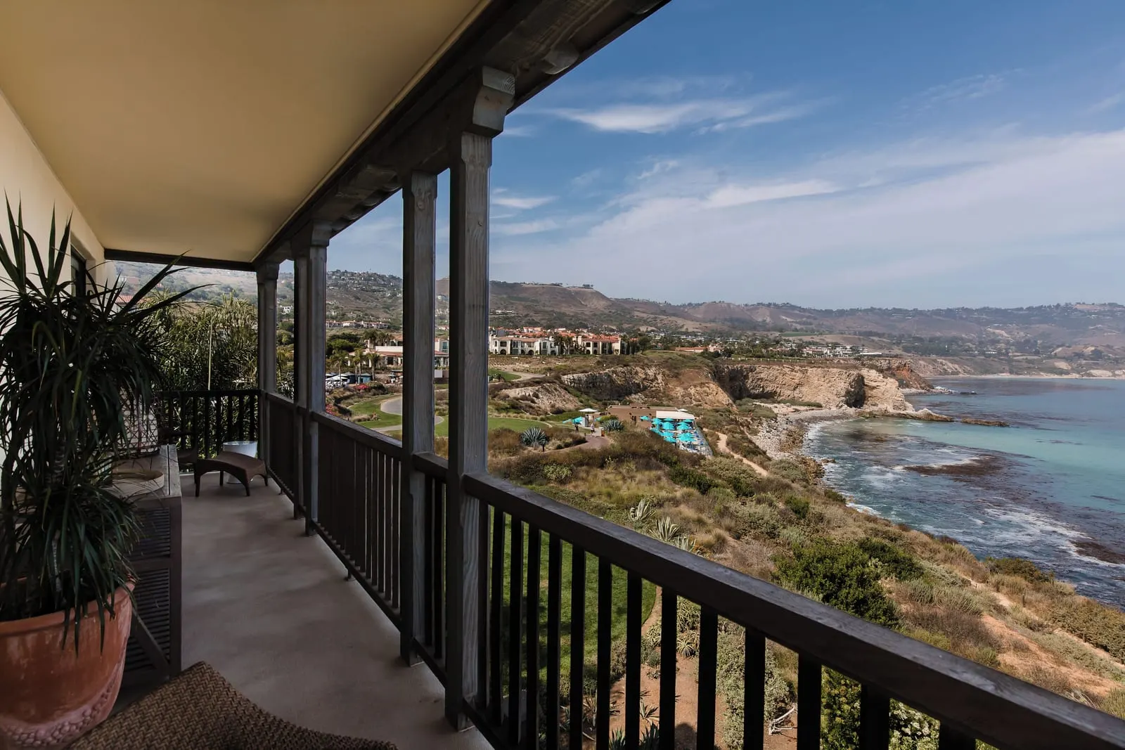 Terranea Resort: A balcony over the bluffs and the sea