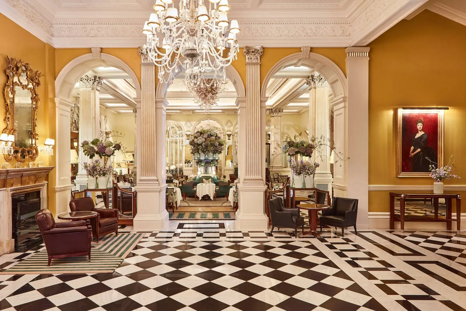 Claridge's: The lobby, chequerboard and chandelier