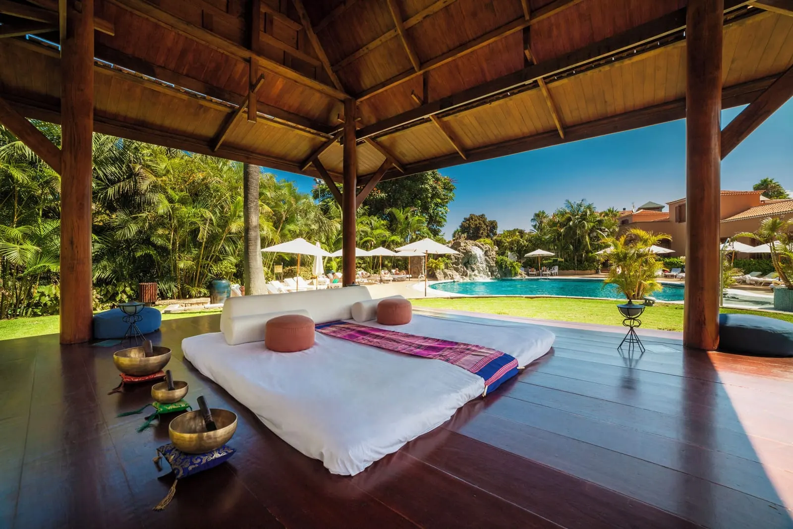 Hotel Botánico & The Oriental Spa Garden: Spa pavilion by the pool