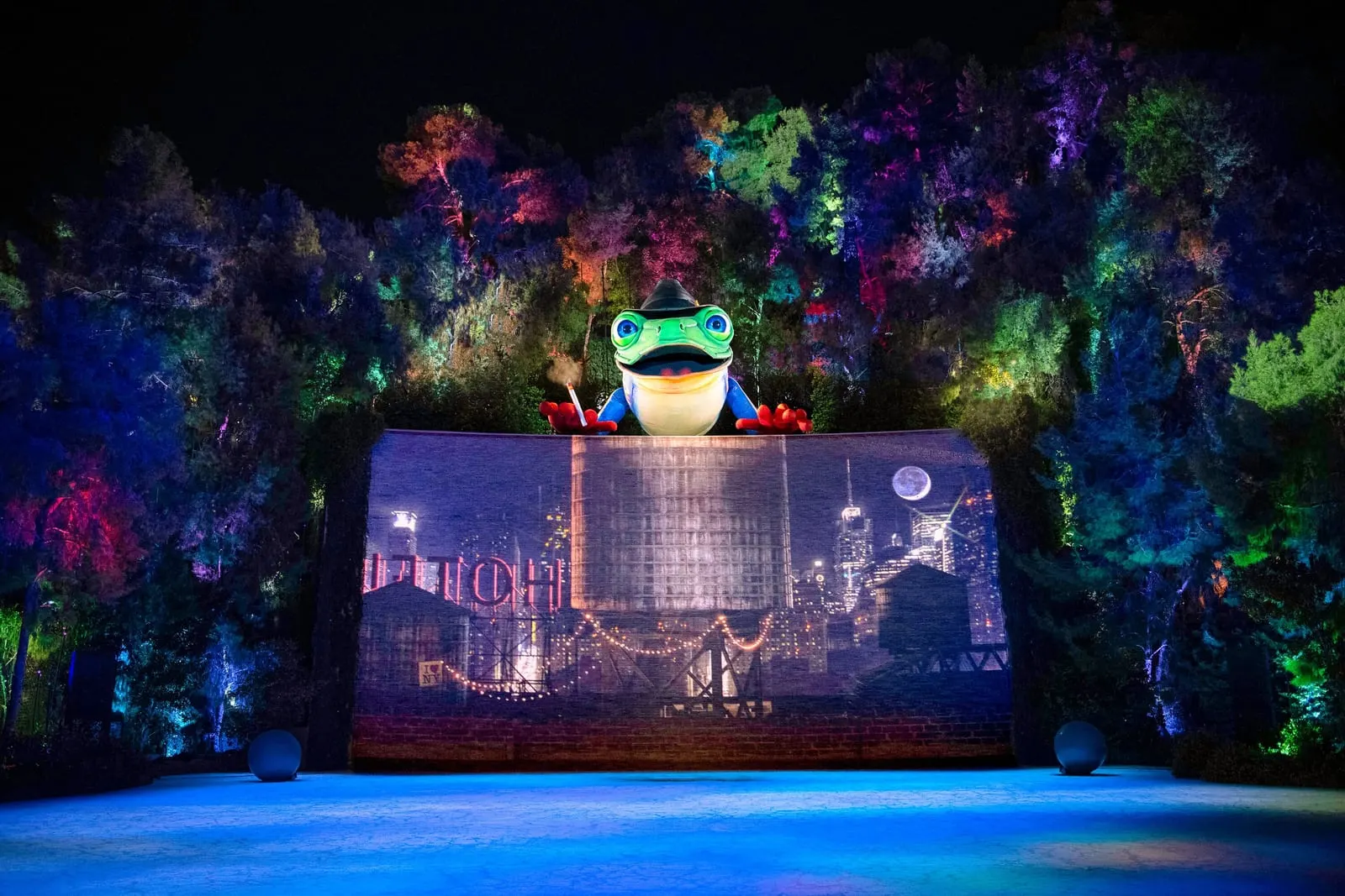 Wynn Las Vegas: The Lake of Dreams show after dark