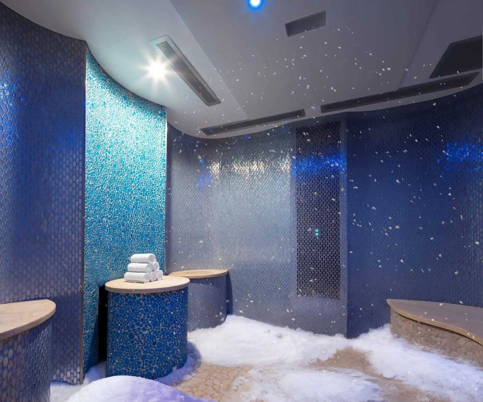 Caesars Palace: The Arctic Room at Qua Baths & Spa