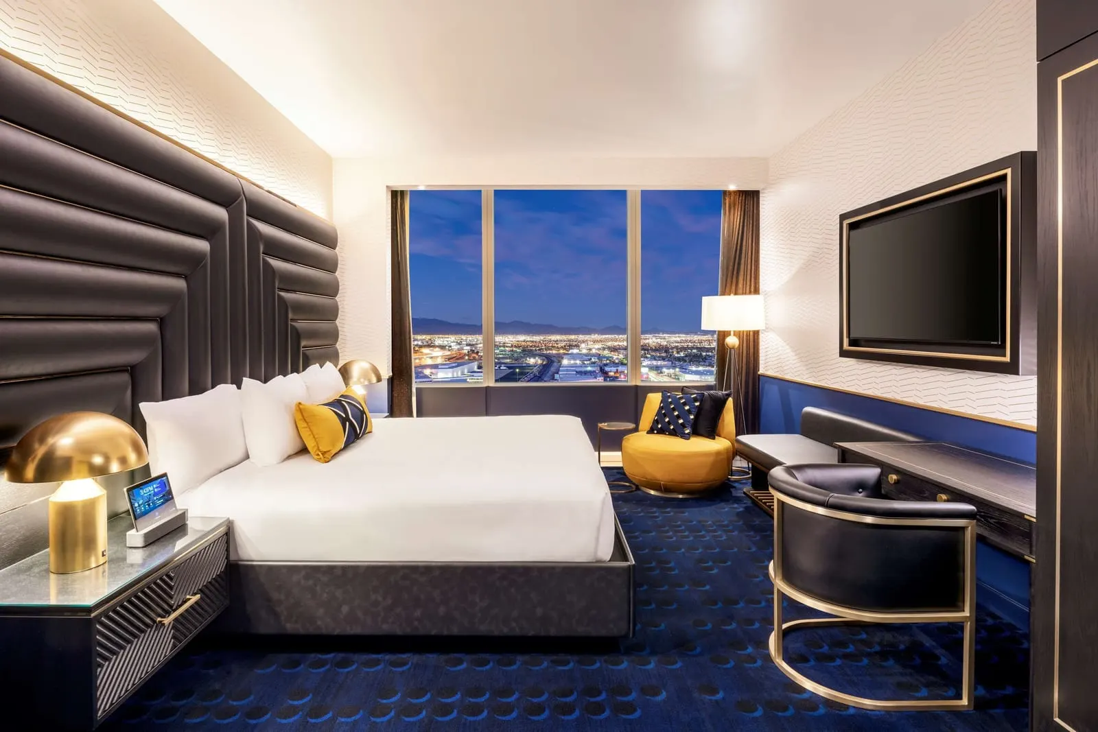 Circa Resort & Casino: City lights at dusk from a king bedroom