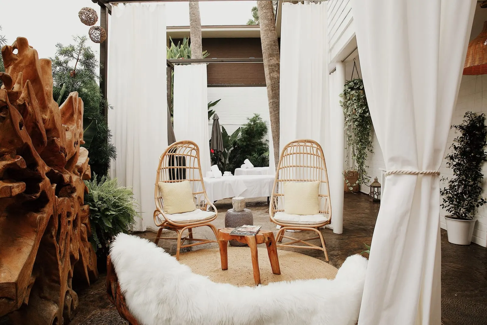 The Hollywood Roosevelt: The open-air Massage Garden