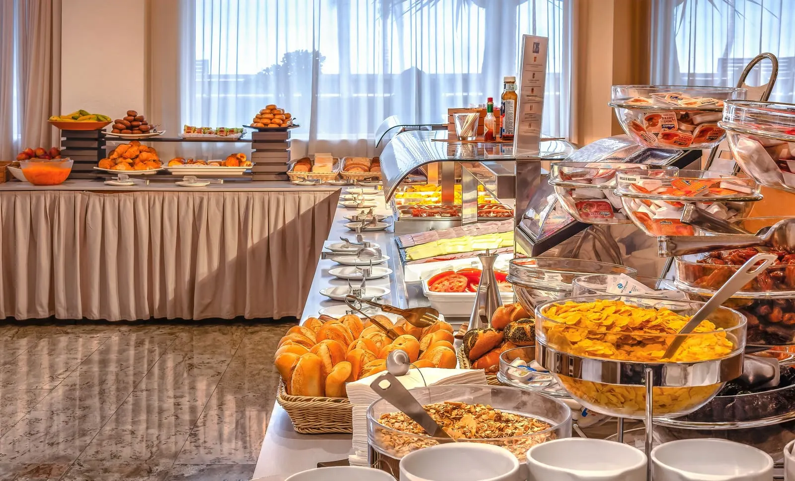 Hotel Lancelot: The breakfast buffet