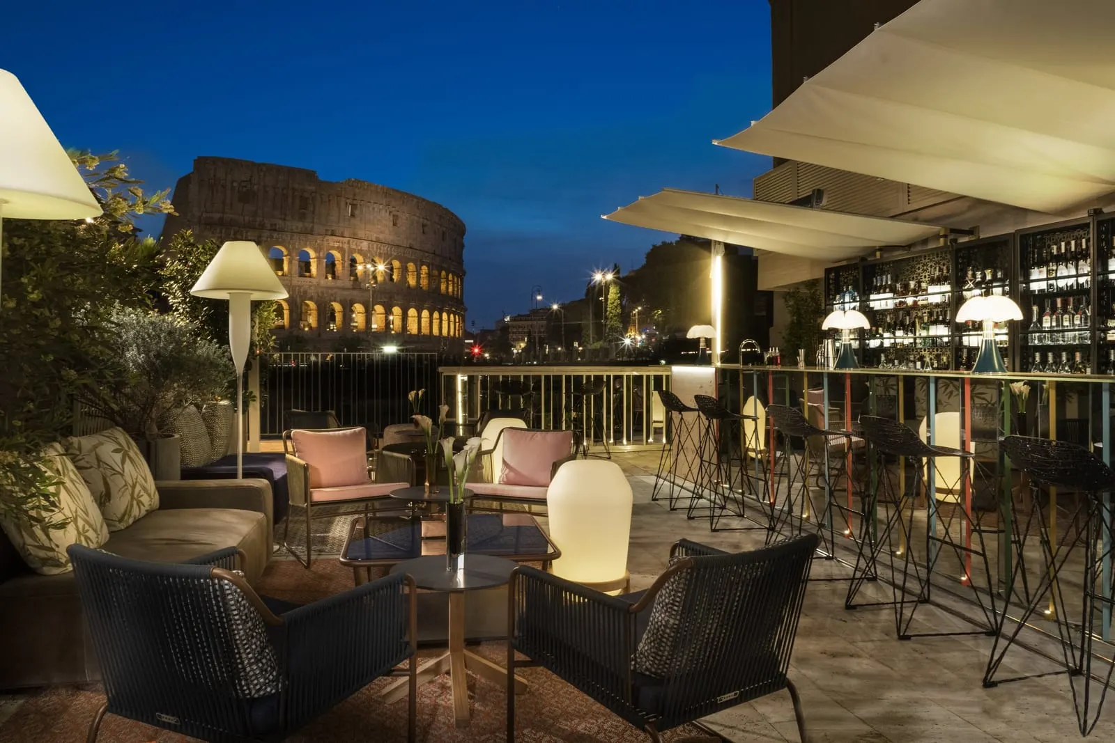 Palazzo Manfredi: The rooftop bar after dark