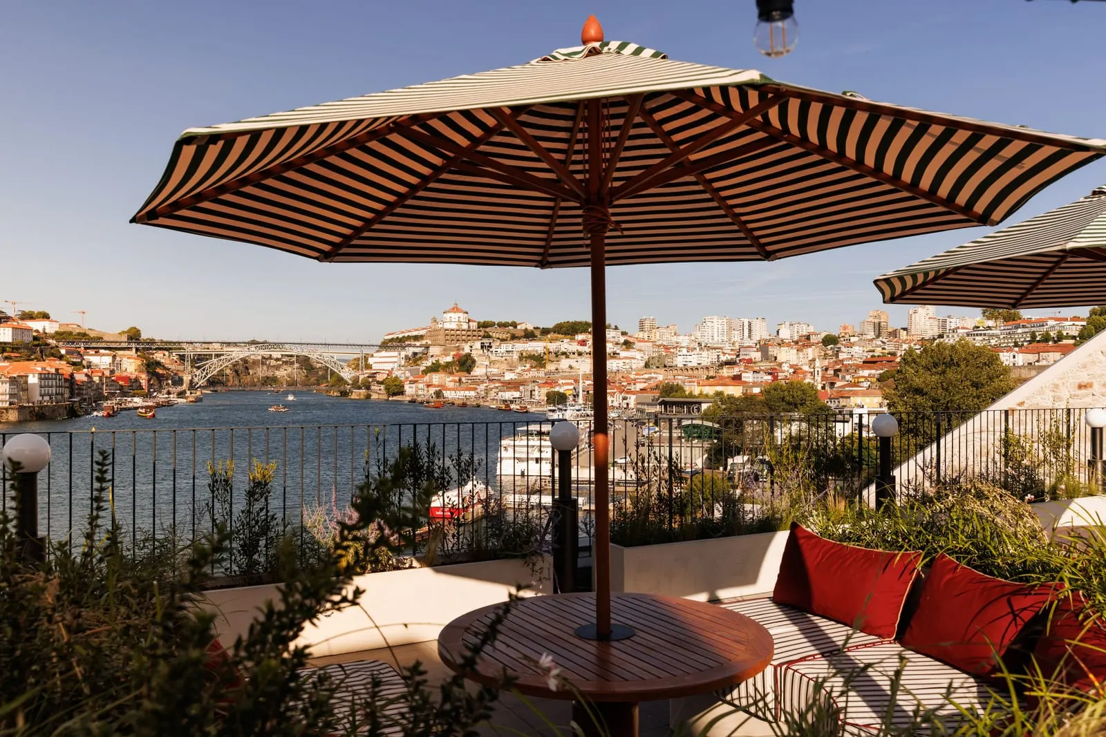 The Rebello Hotel & Spa: The rooftop, with Porto across the water