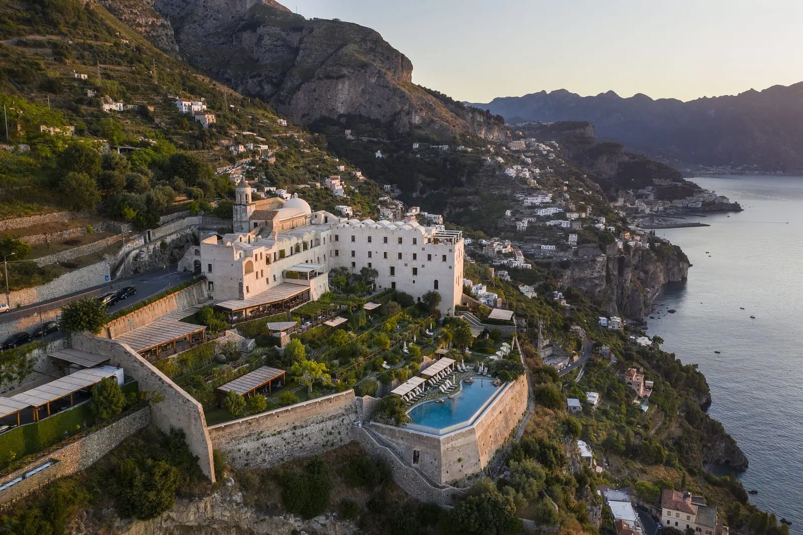 Monastero Santa Rosa Hotel & Spa: The former convent on the cliff at Conca dei Marini