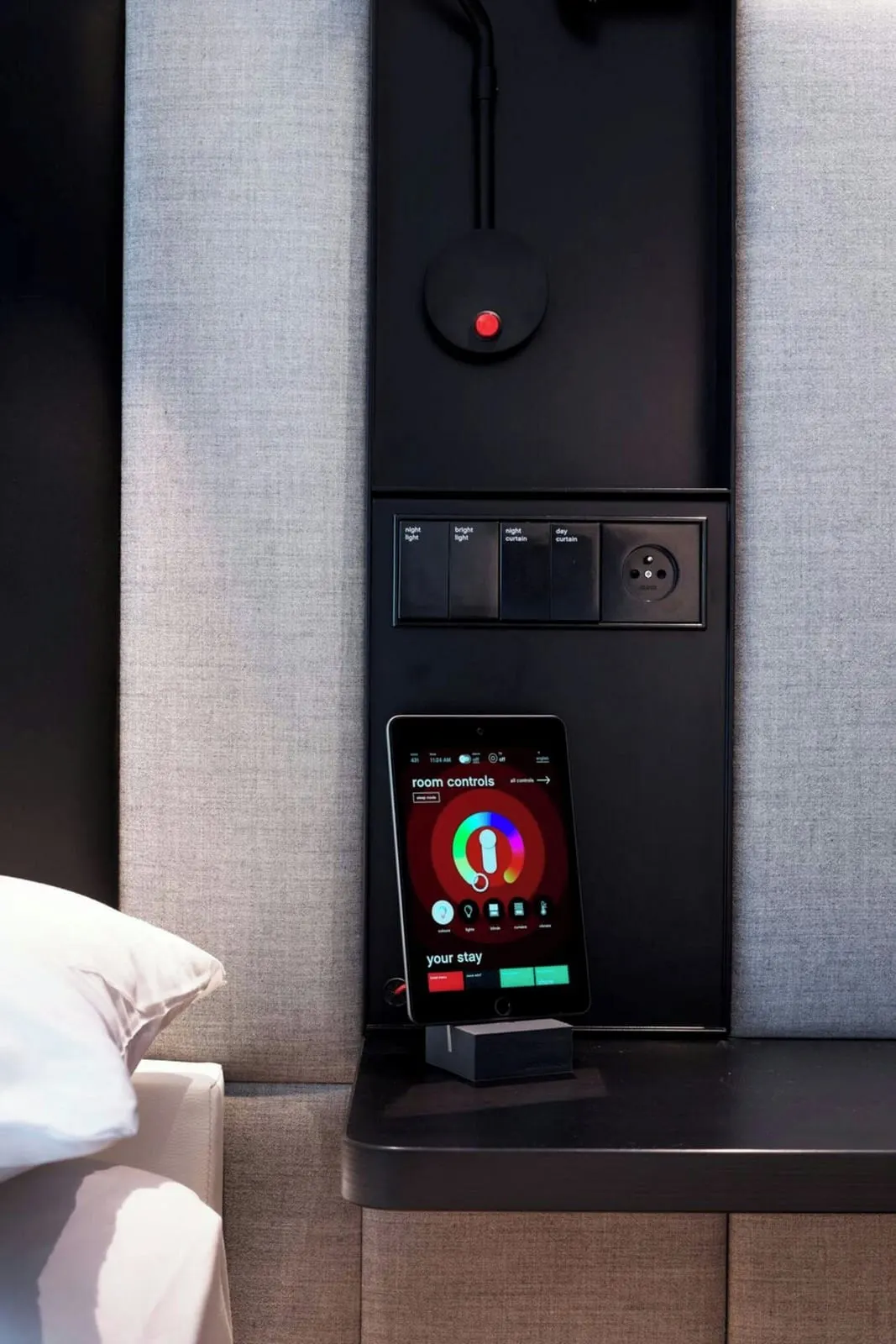 citizenM New York Bowery: A tablet for the lights, blinds and screen