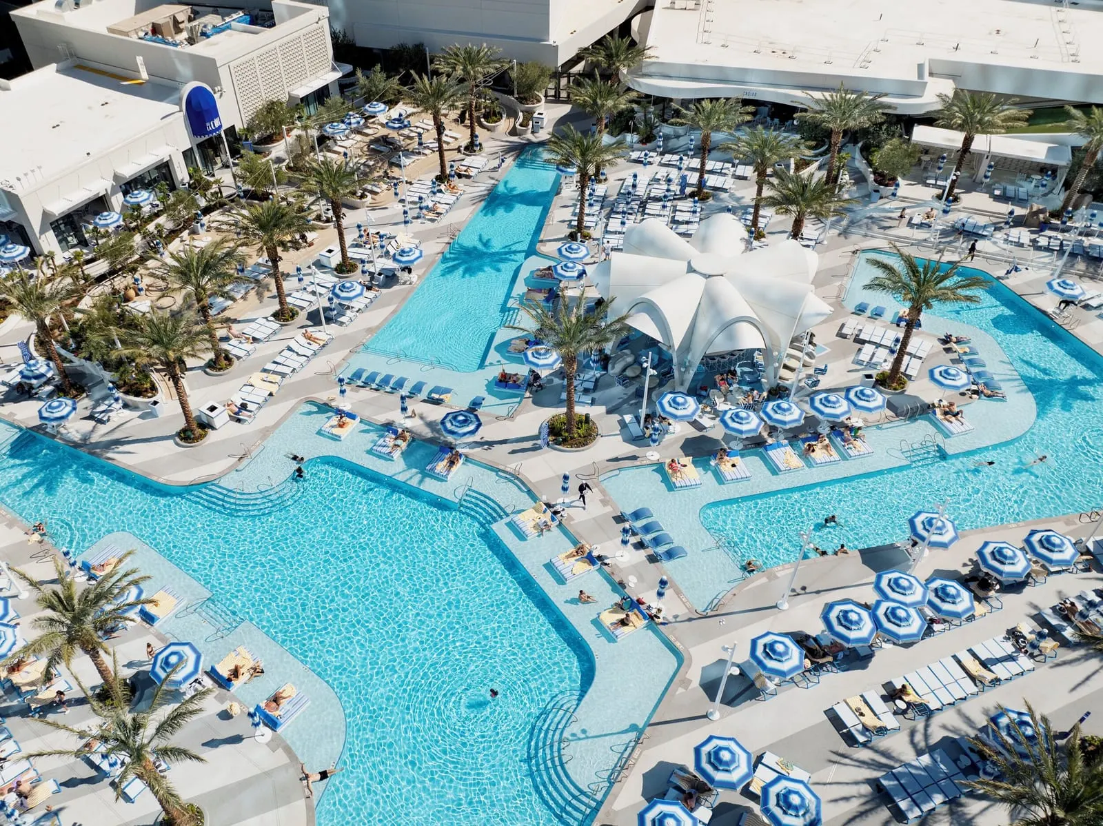 Fontainebleau Las Vegas: The Oasis pools from above