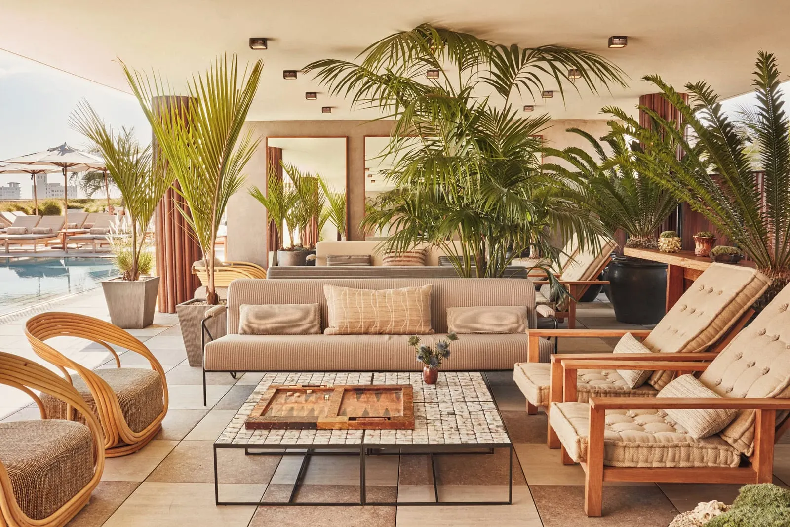 Santa Monica Proper Hotel: A shaded lounge beside the rooftop pool
