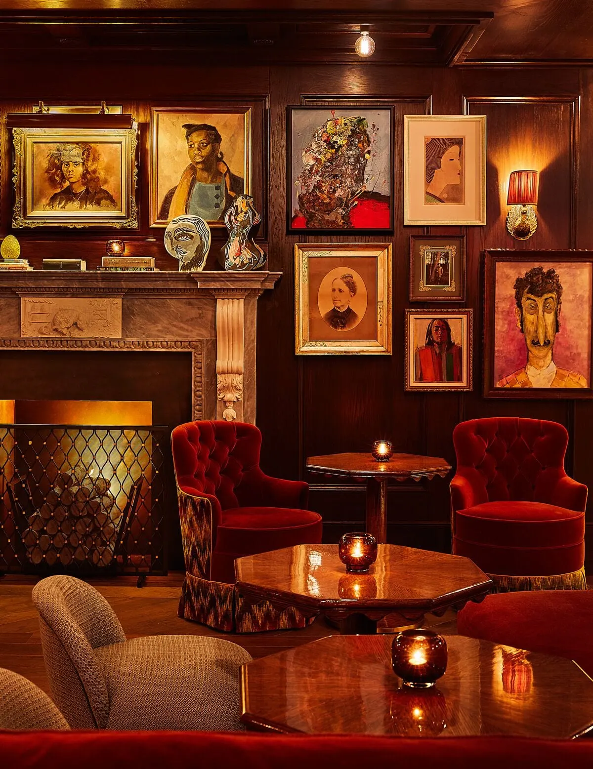 The Fifth Avenue Hotel: A drawing room by the fire