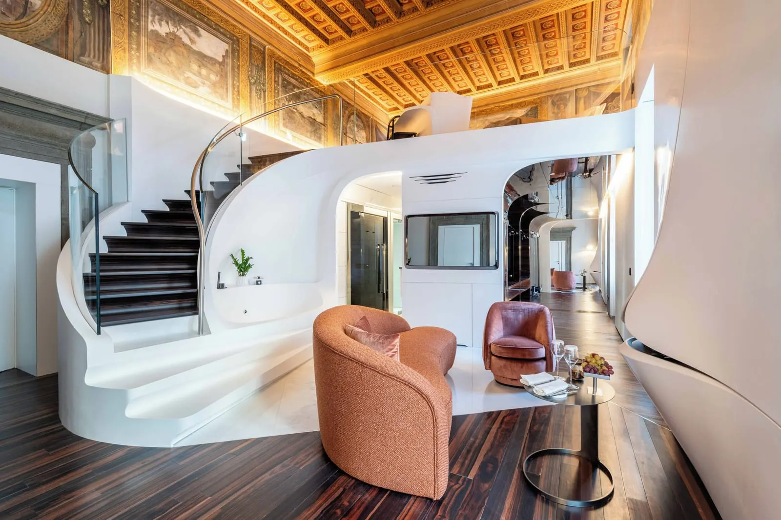 ROMEO Roma: The staircase
