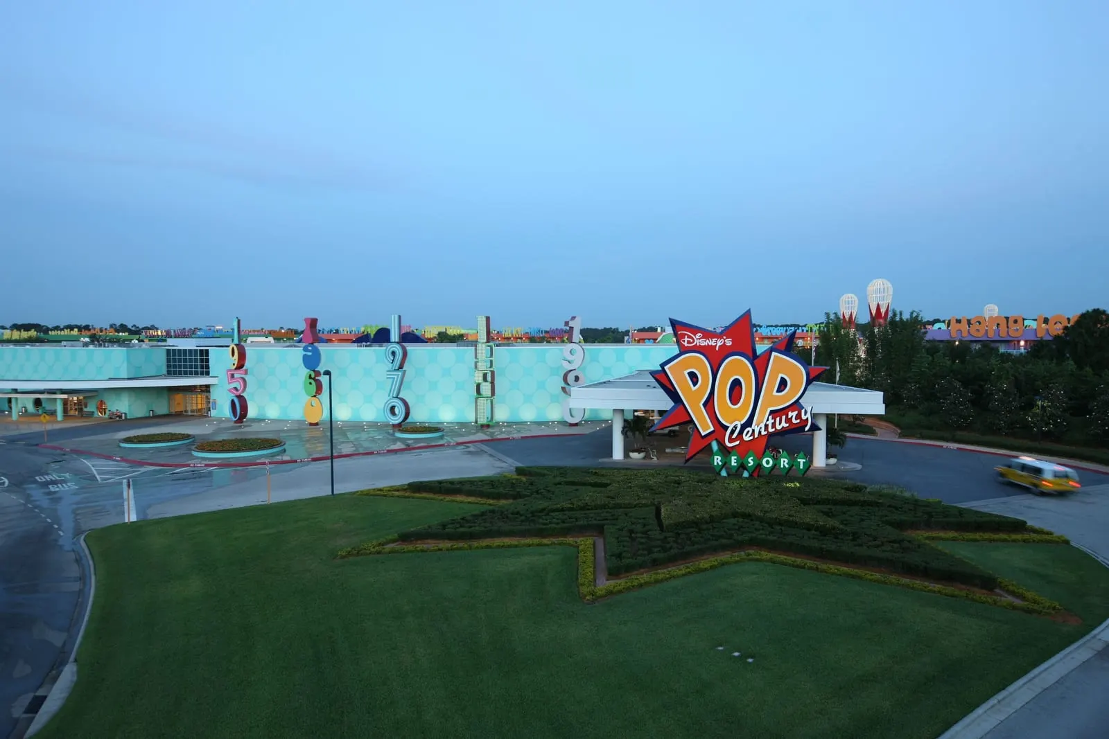 Disney's Pop Century Resort: Classic Hall, home of the lobby and food court