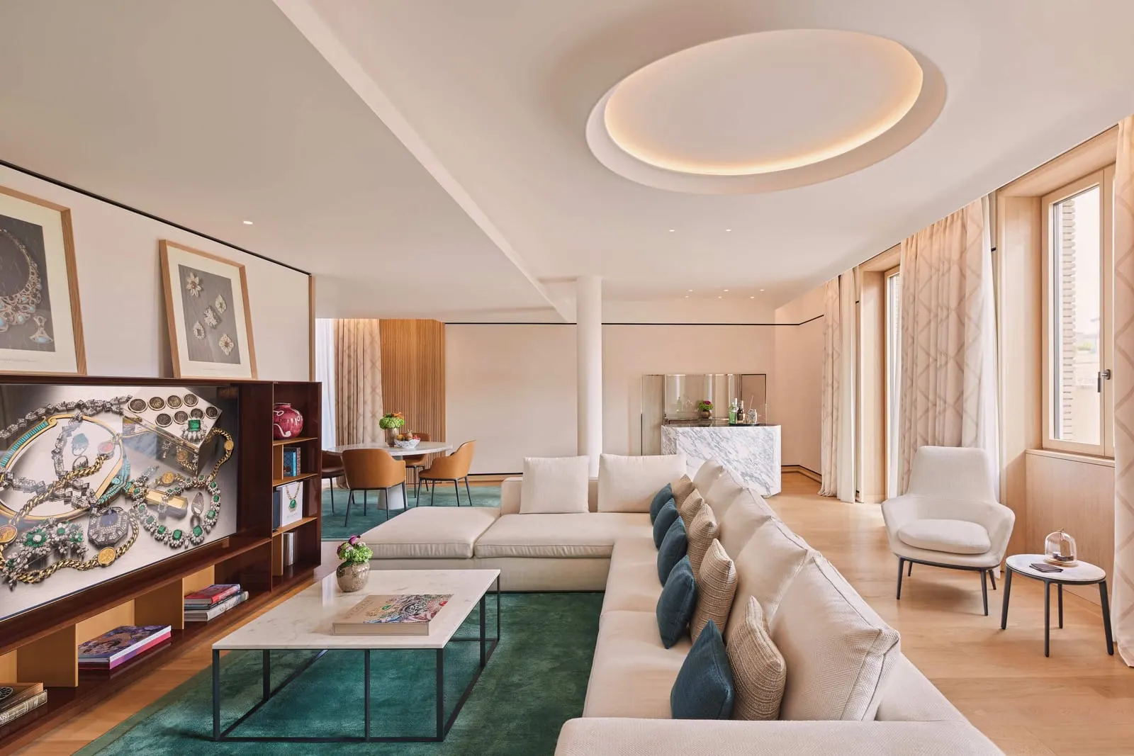Bvlgari Hotel Roma: A suite looking over the piazza