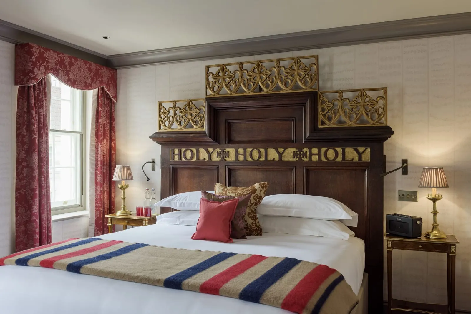 The Zetter Marylebone: A carved headboard