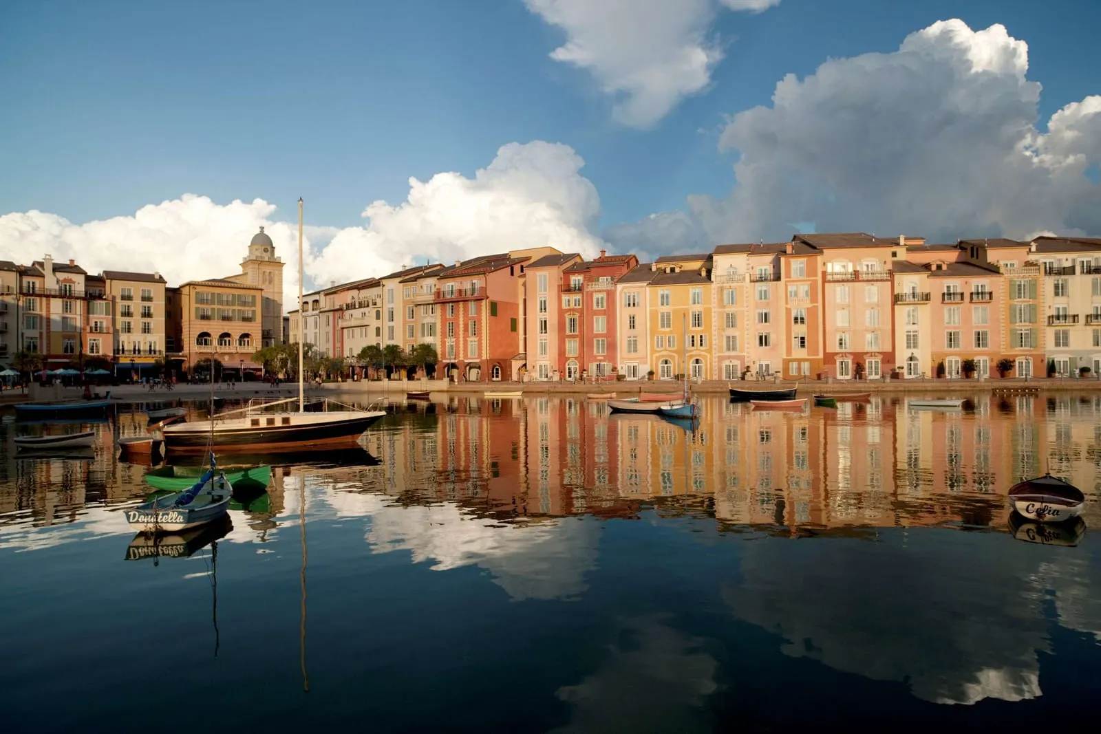 Loews Portofino Bay Hotel: Portofino Bay, the hotel's own harbour