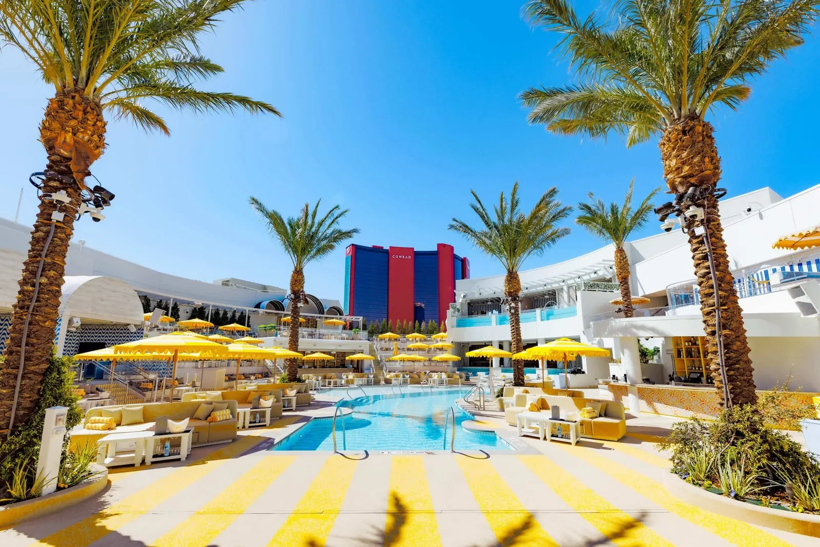 Fontainebleau Las Vegas: LIV Beach, with Resorts World across the road