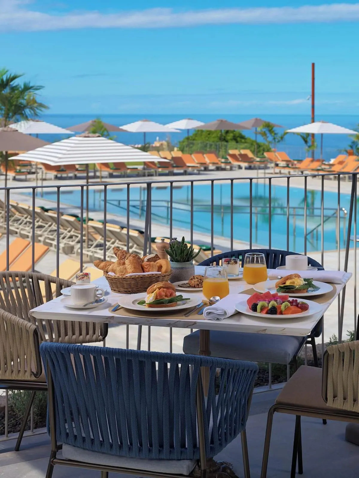 Gran Hotel Taoro: Breakfast with a view