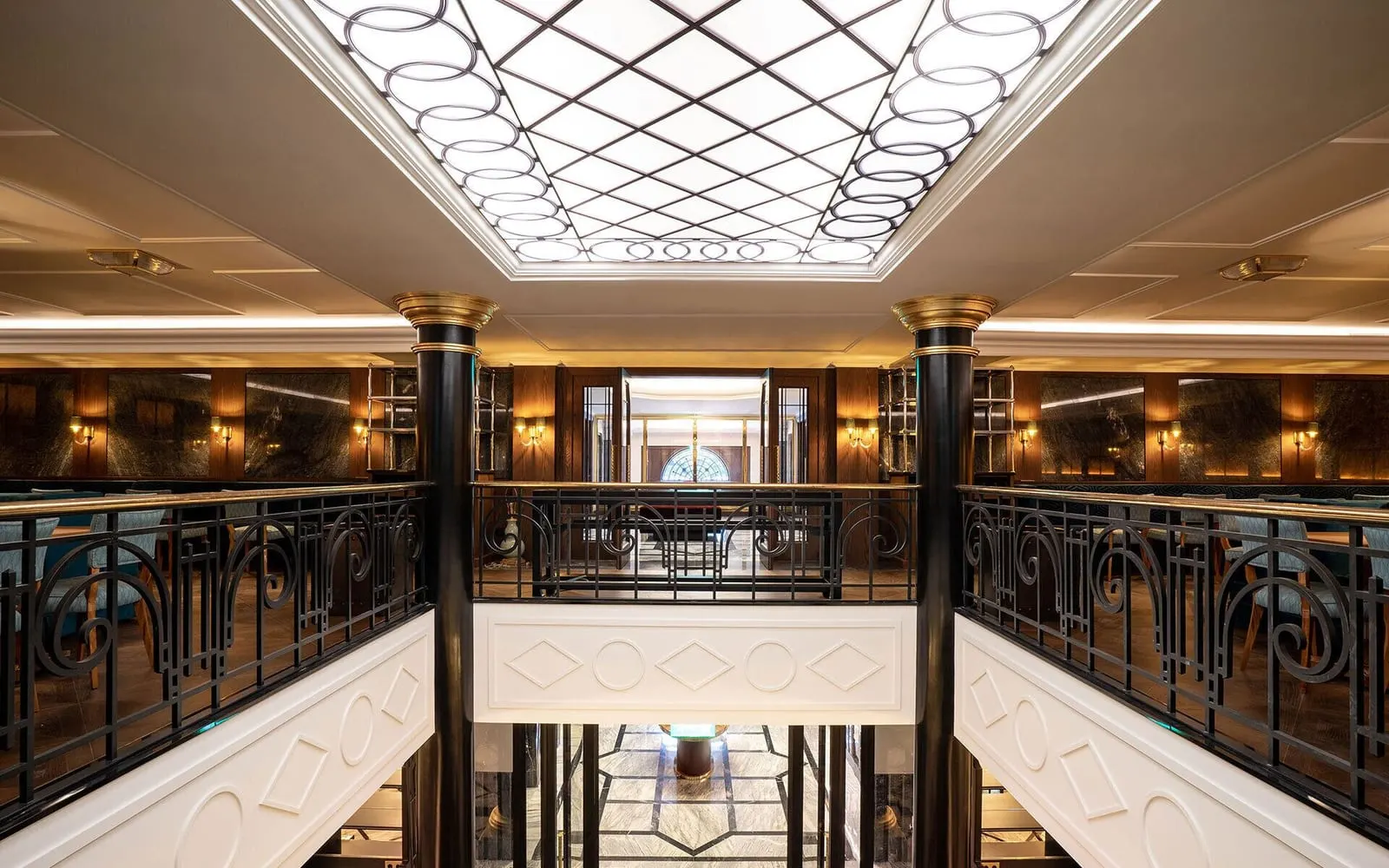 The One Monumental Palace: The lobby under its glass ceiling