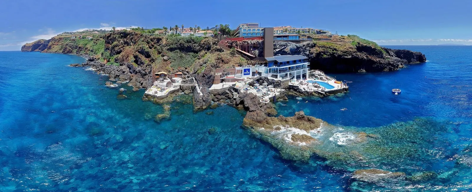 Sentido Galomar: Galo Resort on its cliff above Lido Galomar