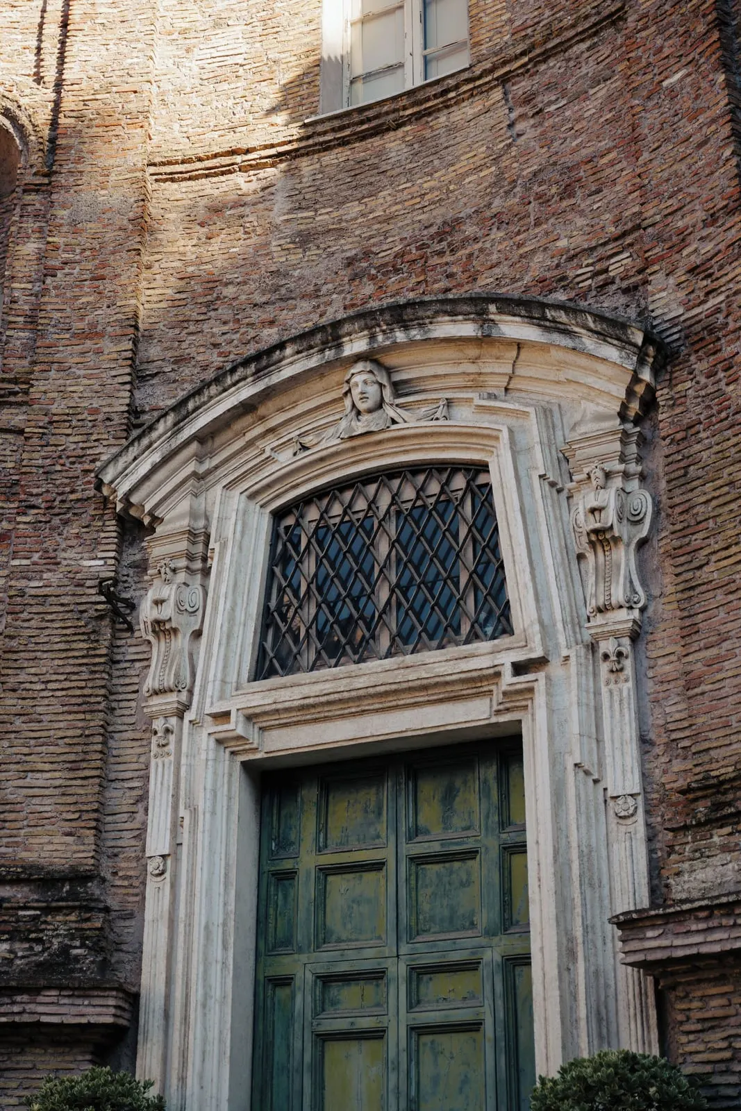 Donna Camilla Savelli: A Borromini window