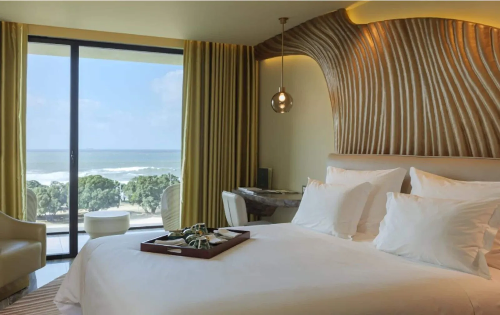 Vila Foz Hotel & Spa: A room in the new wing, facing the sea